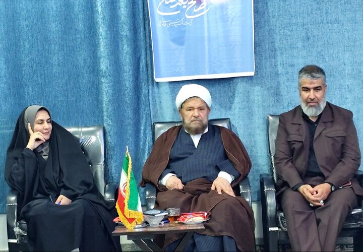 حفظ وحدت و پرهیز از تفسیرهای سلیقه‌ای، مطالبه امام و قائد شهید امت است