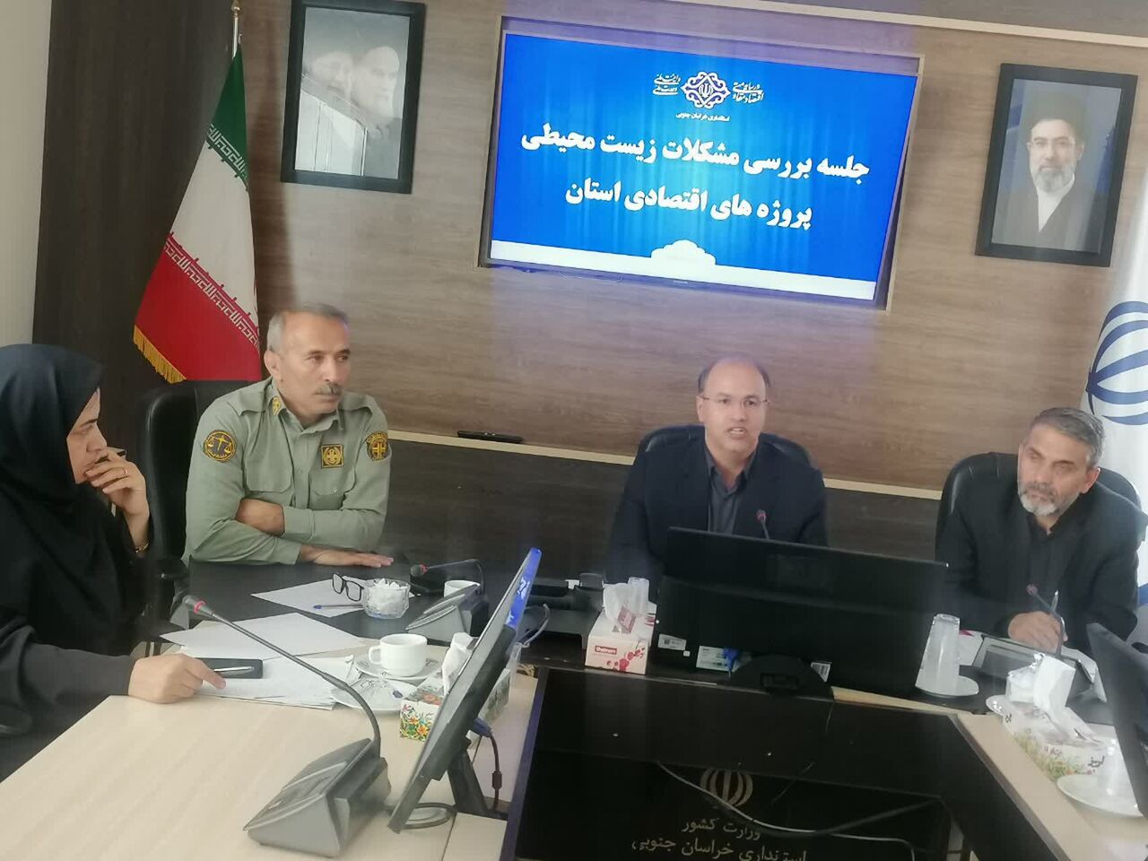 موانع زیستمحیطی پروژههای اقتصادی شناسایی و برطرف شود