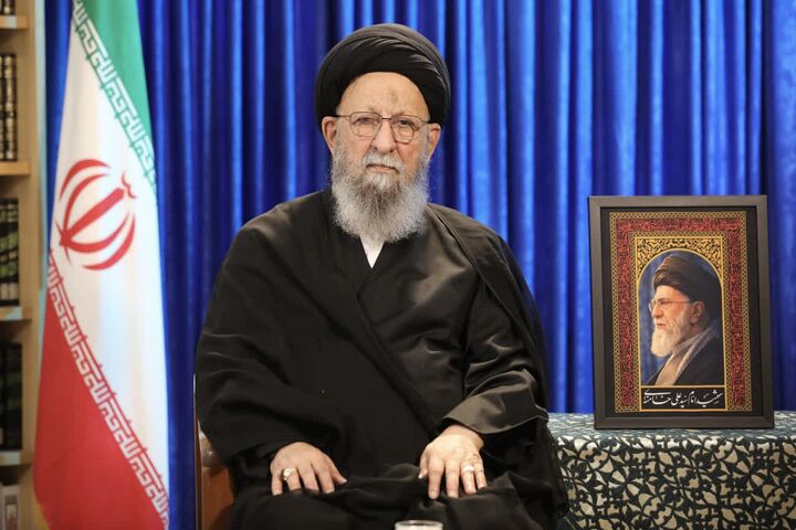 حضور باشکوه مردم در آیین تشییع «رهبر شهید» معادلات دشمن را برهم می‌زند