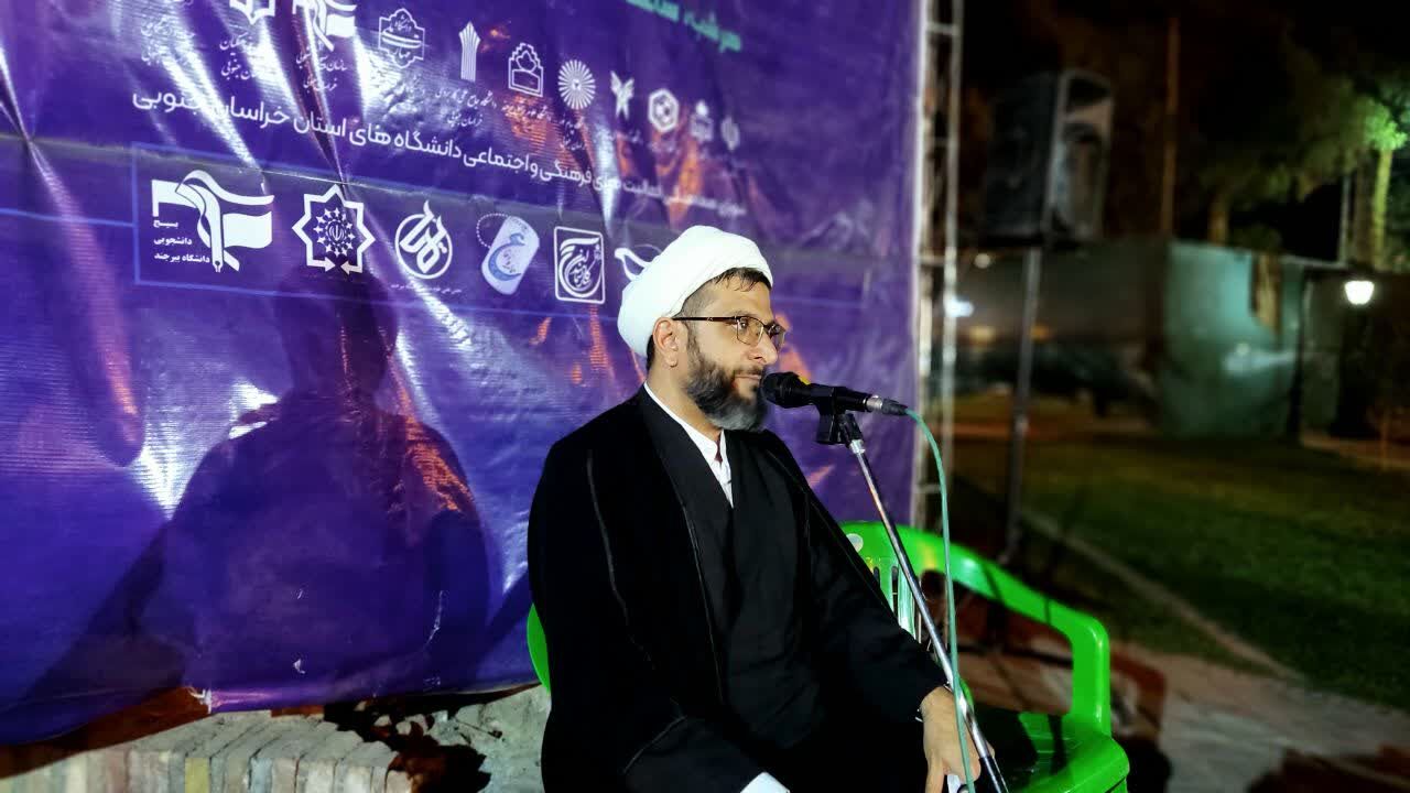 جهاد تبیین رسالت مهم دانشگاهیان در مقابله با جنگ شناختی دشمن است