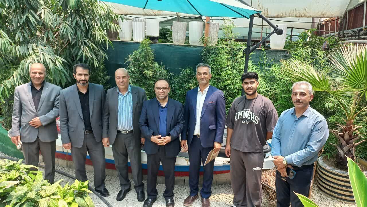 «نیشتمان» با اشتغالزایی برای زندانیان و دختران خودسرپرست، الگوی تولید مسئولانه است