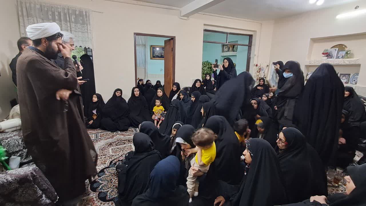 خانه‌های شهدا؛ مأمن روضه‌های حسینی و ترویج فرهنگ ایثار در بیرجند