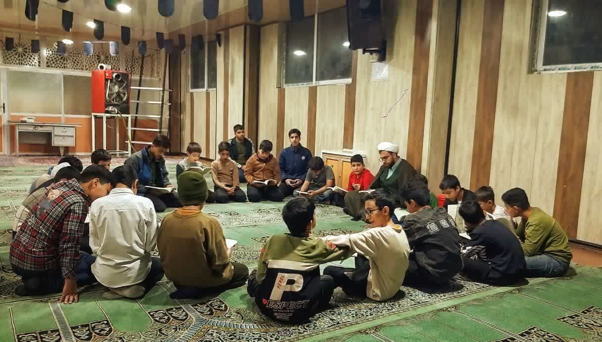 تجربه تابستان متفاوت در مسجد مهدیه نجف آباد