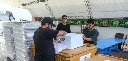 مساجد تهران در خدمت عزاداران و میهمان نواز زائران رهبر شهید می شوند