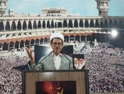 ملت ایران با حضور حماسی در مراسم تشییع قائد شهید رسم وفاداری را بجا می‌آورند 