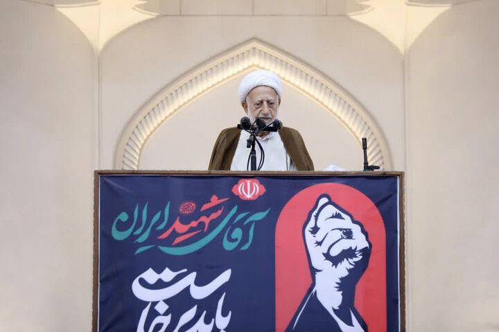 تقویت توان دفاعی کشور مؤثرترین راه مقابله با تهدیدهاست 