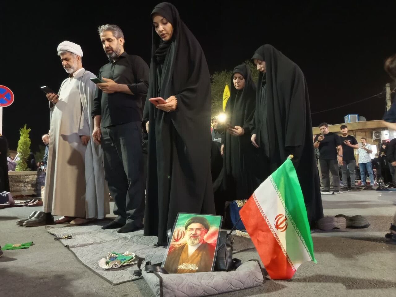 «فکر نمی‌کردم روز وداع برسد»؛ روایت حاضران در میدان شهدا از غمی که مبدأ قیام شد