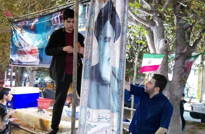نوجوانان و جوانان کانون «آل‌یاسین» در صف نخست برگزاری اجتماع عزاداران میدان شهید شاهدی