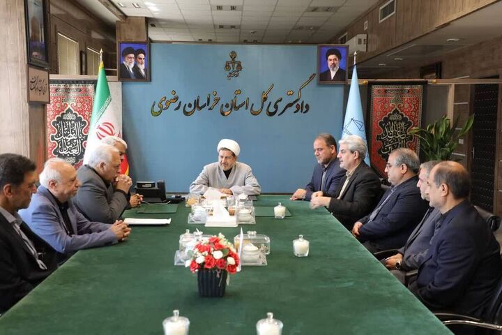 دادگستری خراسان پای کار میزبانی از زائرین امام شهید