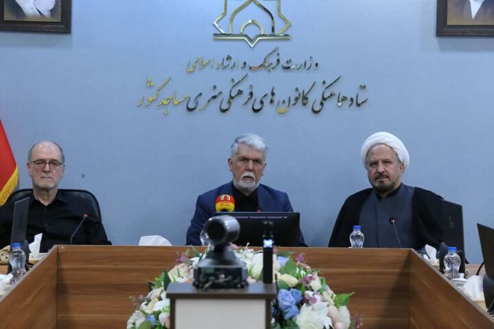 شهادت رهبر شهید فرصتی برای بعثت ساختاری مساجد شد
