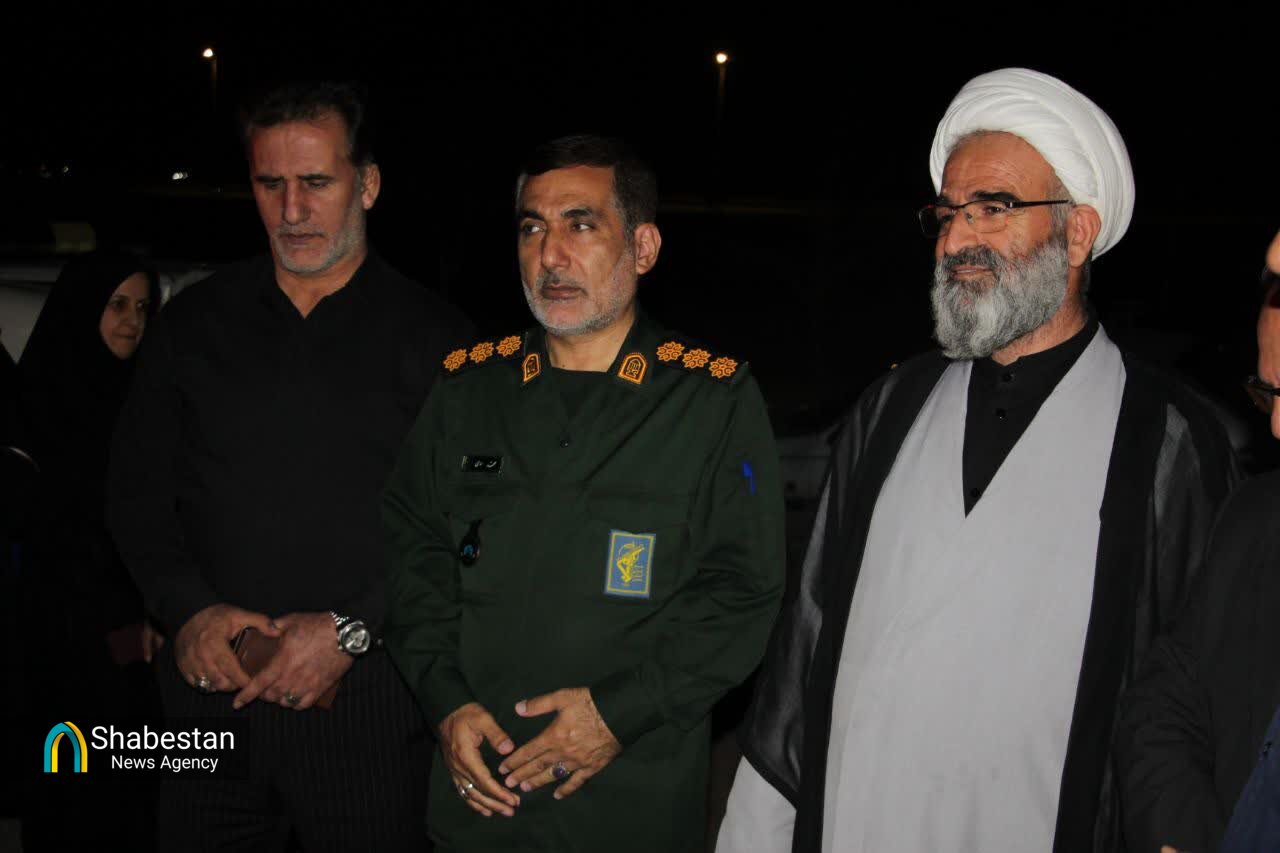 آغاز حرکت کاروان عزاداران و همراهان از سمنان به سوی مراسم تشییع پیکر رهبر شهید