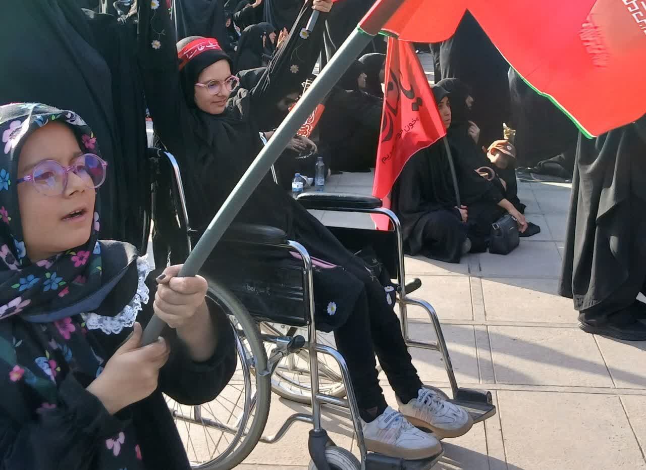 دختری روی ویلچر، زنی زیر آفتاب، مادری از لردگان؛ روایت سه دل که برای وداع آمدند