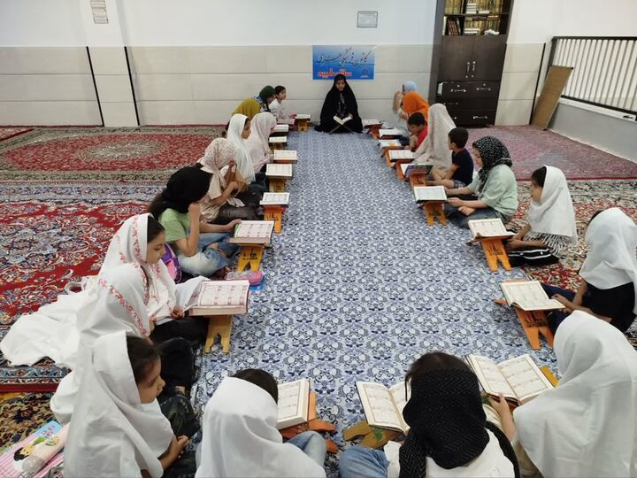 تبدیل مساجد کردستان به پایگاه تربیت نسل جوان با برپایی کلاس‌های قرآنی