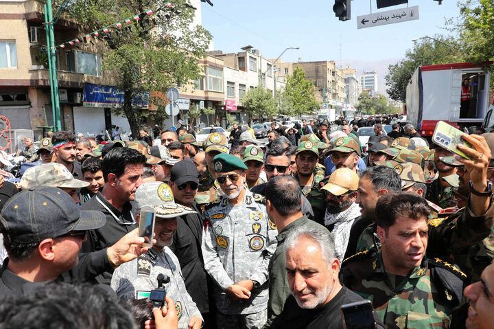 امیردریادار سیاری: اقتدار امروز نیروهای مسلح مرهون رهبری شهیدمان است