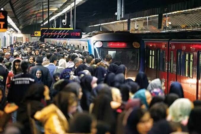 سرویس‌دهی در تمام خطوط و ایستگاه‌های مترو بدون محدودیت در حال انجام است