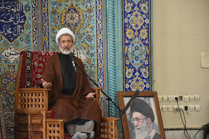 ساده‌زیستی رهبر شهید الگویی برای جامعه اسلامی است