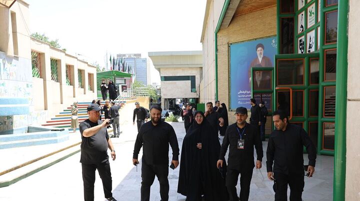 کودکان و نوجوانان در برنامه‌های ستاد تشییع نقش‌آفرین بودند/فعالیت موکب «حسینیه میناب ۱۶۸»