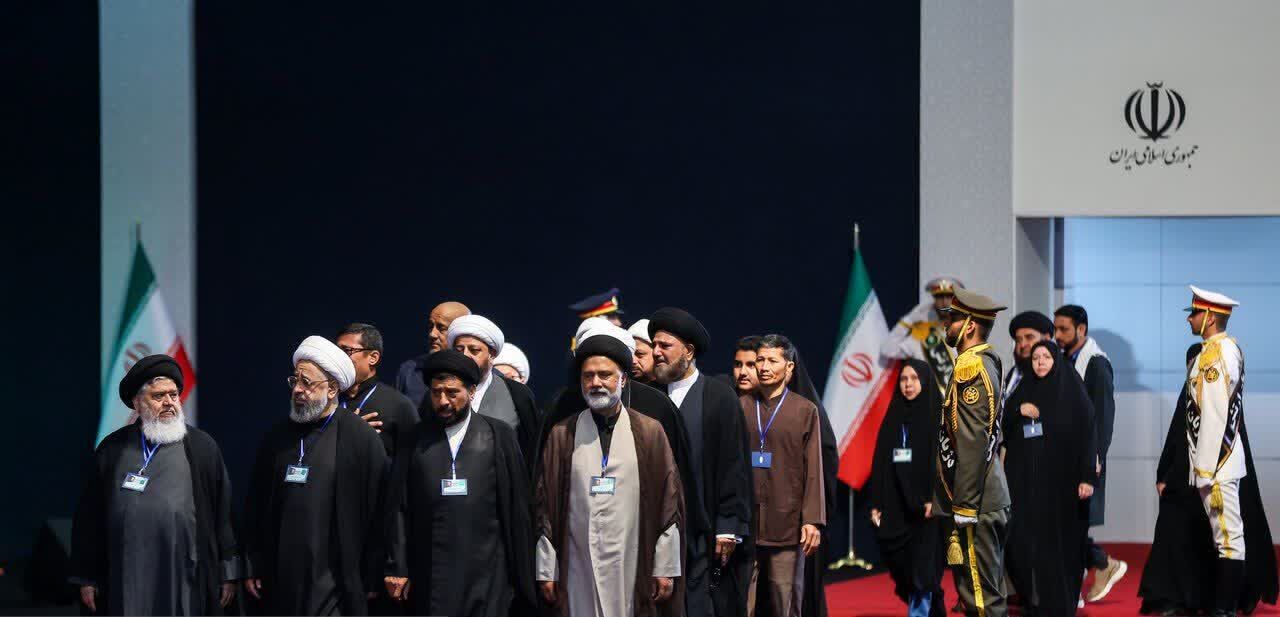 وداع تاریخی خادمان فرهنگ رضوی با «قائد شهید امت»