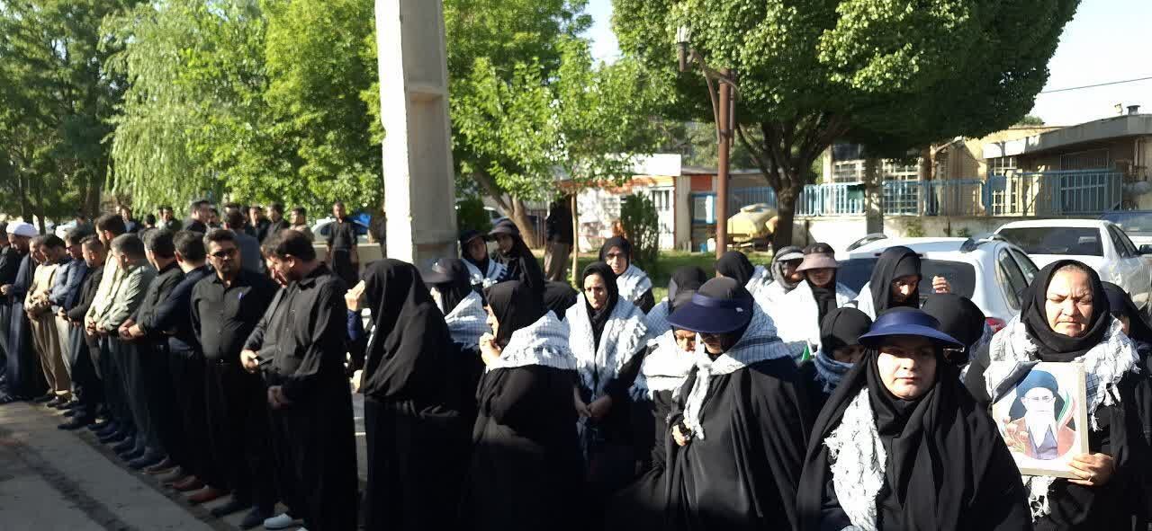 بدرقه کاروان اعزامی اهل سنت به مراسم تشییع پیکر رهبر شهید