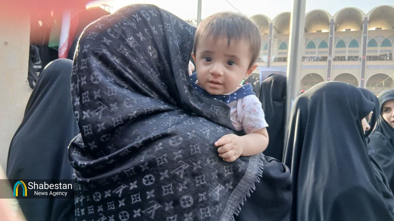وداع مادران جوان با رهبر شهید؛ روایت اشک و ایستادگی