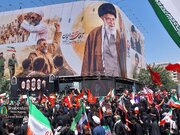 سرود و شعار و اشک و آه؛ وصف حال ملت در بدرقه خورشید
