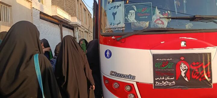 چهار کاروان از نی‌ریز راهی بدرقه «رهبر شهید» شدند؛ بدرقه «رهبر شهید» با عطر شهیدان