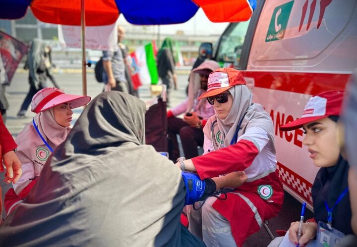 بهره‌مندی بیش از ۴۰ هزار زائر از خدمات هلال‌احمر در مراسم تشییع