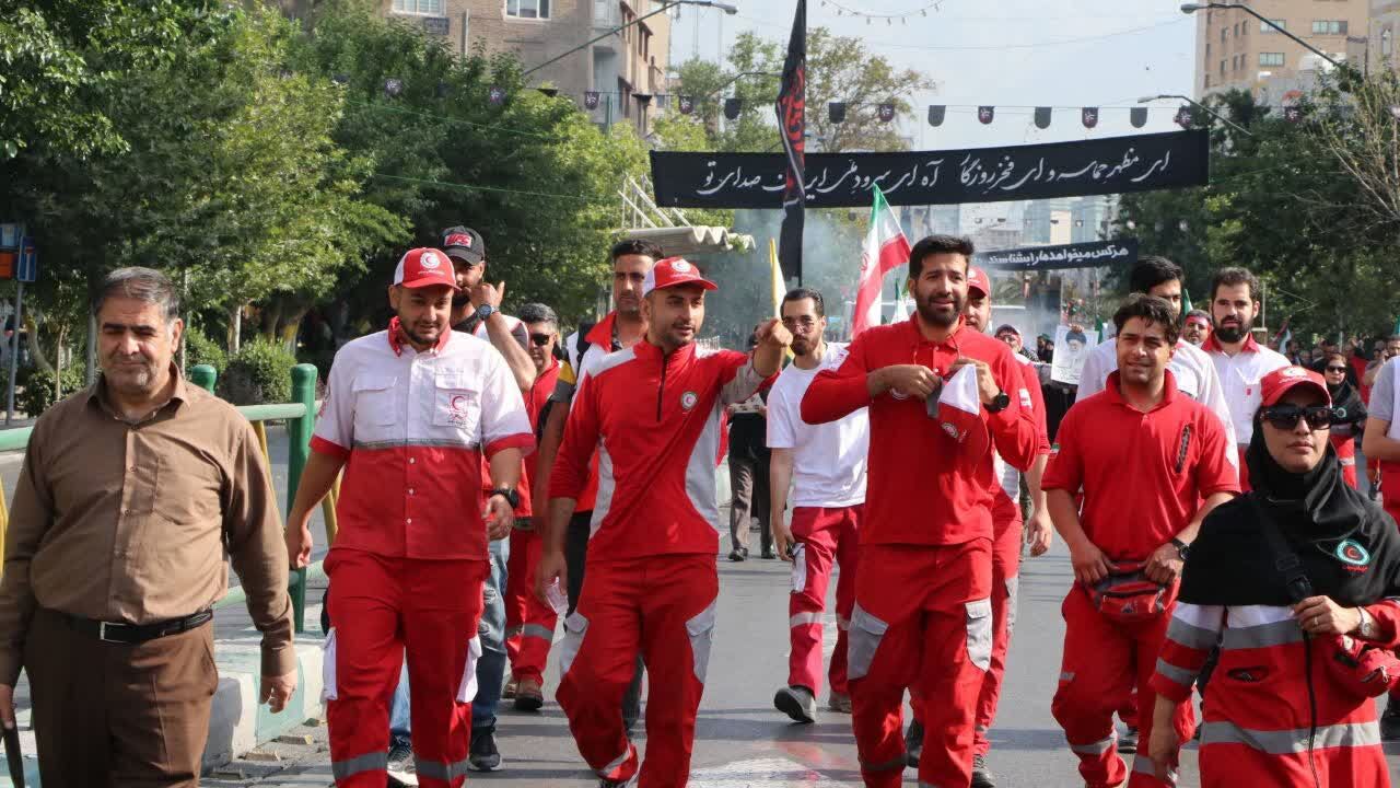 حضور گسترده امدادگران هلالاحمر استان مرکزی در آئین ۱۵ تیرماه