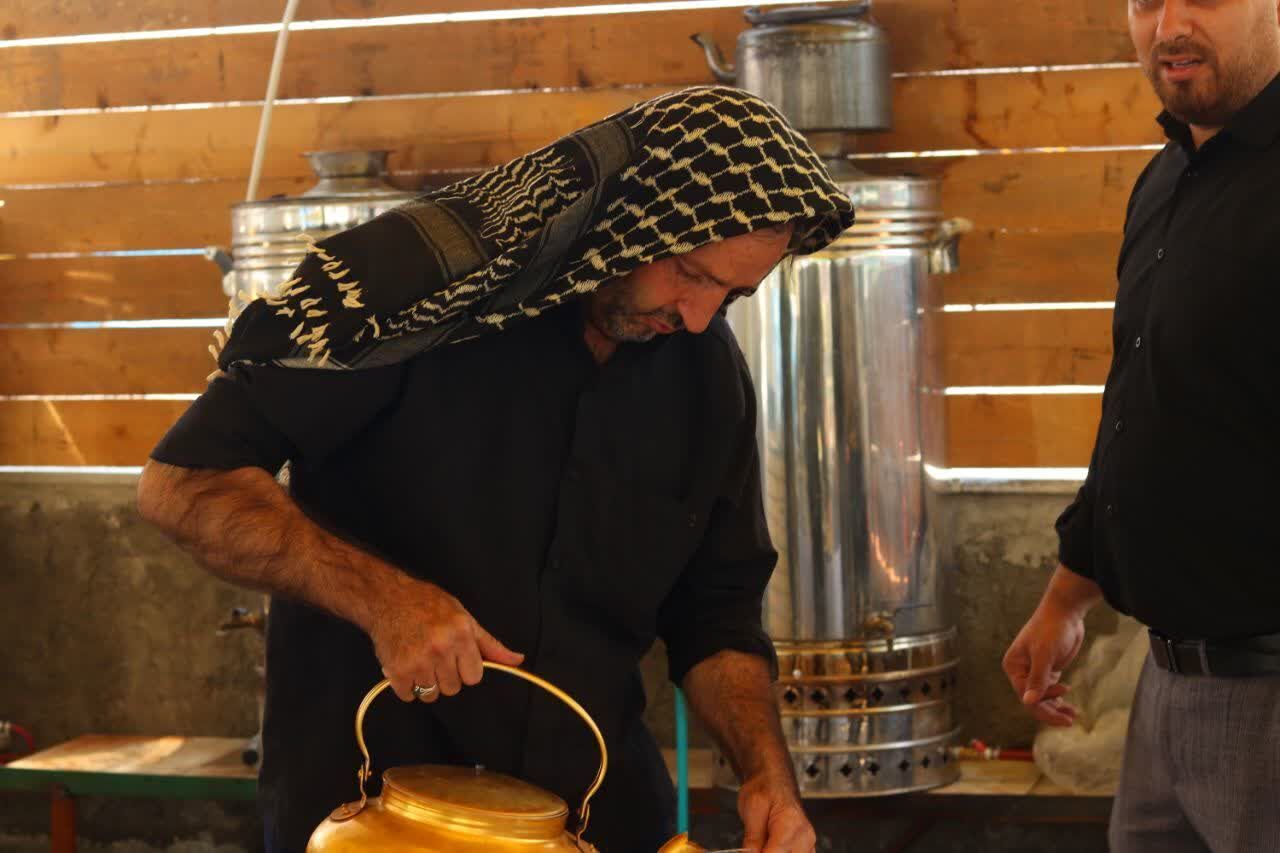 موکب «شهدای خدمت و صنعت»؛ جلوهای از همدلی صنعتگران و خادمان اهل‌بیت(ع) در بدرقه رهبر شهید