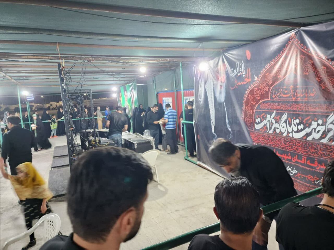 موکب «شهدای خدمت و صنعت»؛ جلوهای از همدلی صنعتگران و خادمان اهلبیت(ع) در بدرقه رهبر شهید