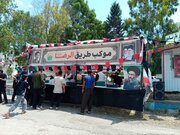 میزبانی خادمیاران رضوی نکا از کاروان بدرقه آفتاب؛ توزیع روزانه ۵۰۰ پرس غذای گرم در موکب «طریق‌الرضا»