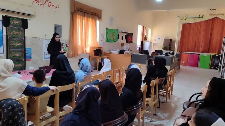 «کتابستانه»؛ پاتوق تابستانی کودکان سرپل‌ذهاب برای کتاب‌خوانی و مهارت‌آموزی