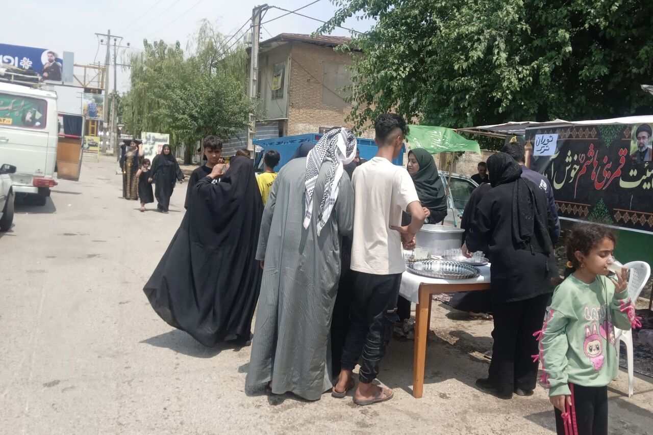 خدمت‌رسانی بی‌وقفه کانون «ماوی» رامیان به زائران «رهبر شهید»