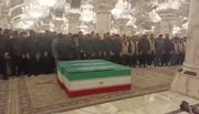 اقامه نماز بر پیکرهای امام شهید و اعضای خانواده ایشان در حرم امام علی (ع)