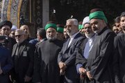 حضور مرجع تقلید شیعیان کربلا در مراسم تشییع پیکر رهبر مسلمانان جهان
