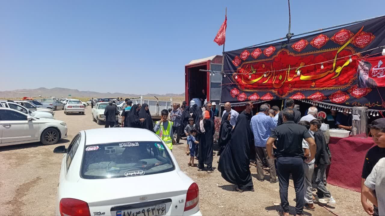 موکب محبانالرضا(ع) روستای خانیک؛ میزبان دلدادگان رهبر شهید