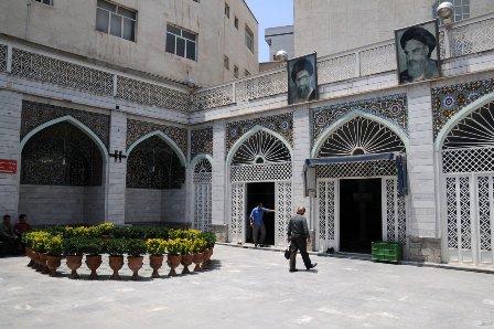 مسجدی ماندگار در قلب پایتخت با تزیینات زیبا