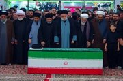 اقامه نماز بر پیکر رهبر شهید در حرم مطهر رضوی/ پایان آیین‌های تشییع با تدفین در جوار بارگاه امام رضا(ع)