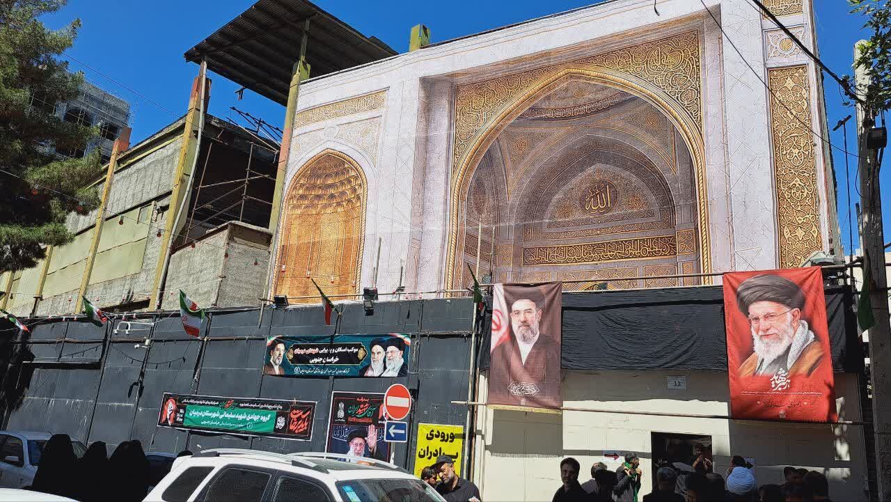 همدلی شیعه و سنی در موکب شهدای درمیان؛ جلوهای از وحدت در خدمت به زائران رهبر شهید