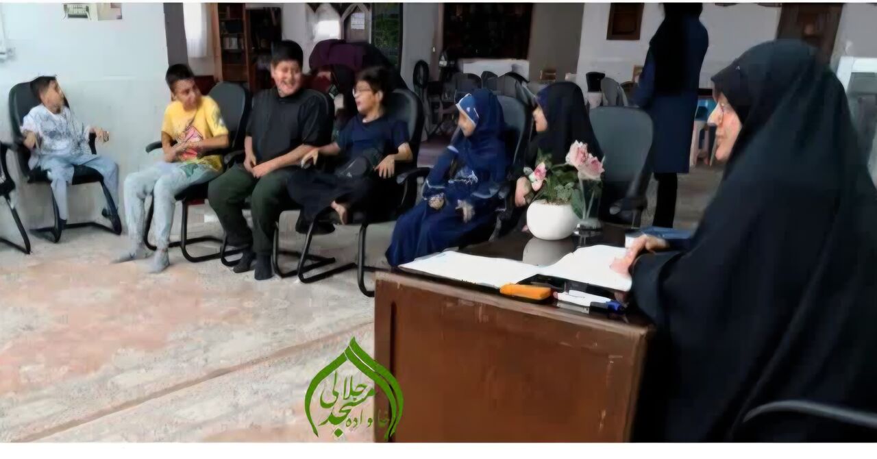 آموزش «نه گفتن» با بازی و قصه در مسجد جلالی