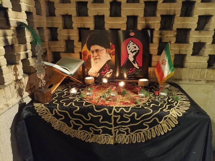آیین بزرگداشت قائد شهید و شهدای خانواده ایشان از طرف رهبر انقلاب برگزار می‌شود
