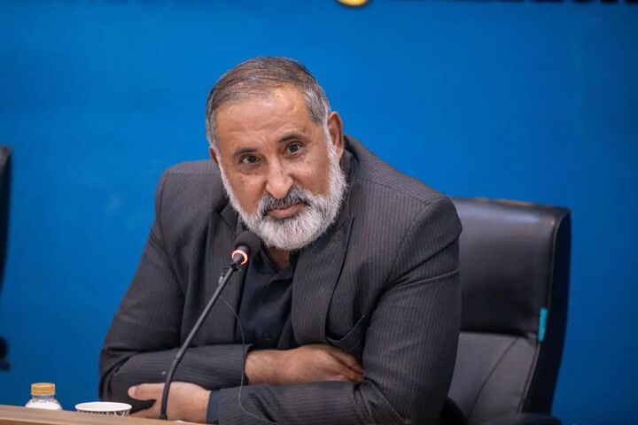 قزوه: شاعران در شمار دوستان نزدیک قائد شهید بودند