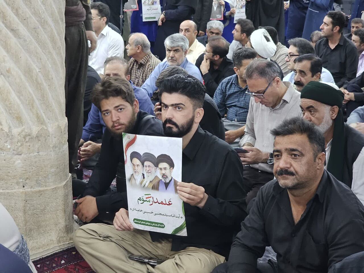 مسجد جامع سنندج؛ تجلی میثاق مردم کردستان با آرمان‌های رهبر شهید انقلاب