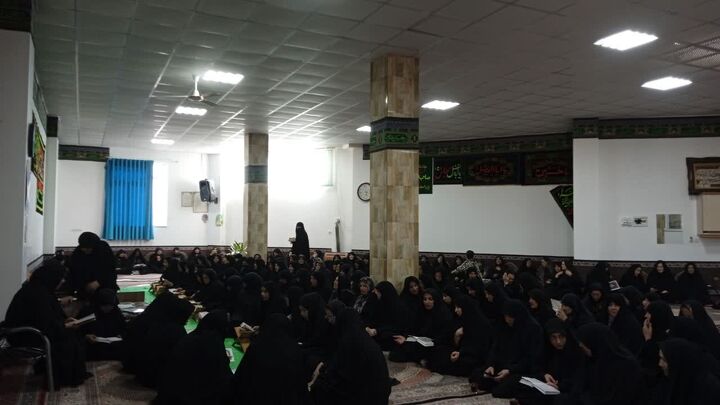 ویژه برنامه سومین روز تدفین امام خامنه‌ای (ره) در آبی‌بیگلو برگزار شد