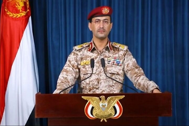 یمن: در پاسخ به هدف قرار گرفتن فرودگاه صنعا، فرودگاه أبها با موشک‌های بالستیک هدف قرار گرفت