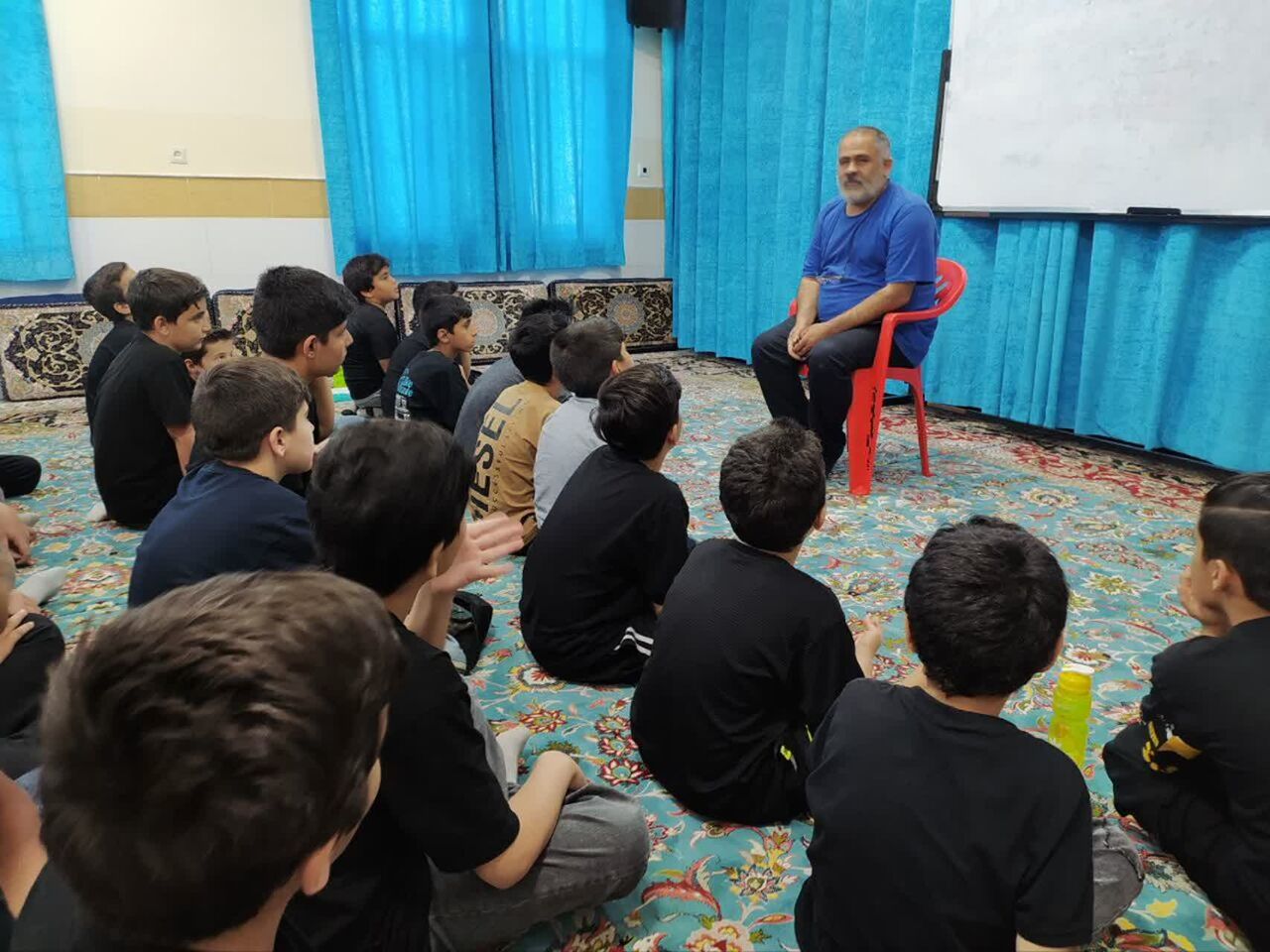 «مسجدِ تراز»؛ خاستگاهِ مدیرانِ تمدنساز / روایتی از الگوی موفق کادرسازی در کانون فرهنگی هنری امام زمان (عج) آران و بیدگل