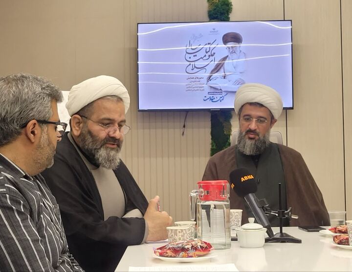 همایش کتاب سال حکومت اسلامی باید به حل مسائل و پاسخگویی به مطالبات نظام اسلامی کمک کند