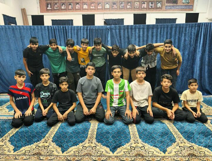 شب‌نشینی تربیتی نوجوانان در مسجد بیت‌الله فسا؛ الگویی برای جذب نسل جدید