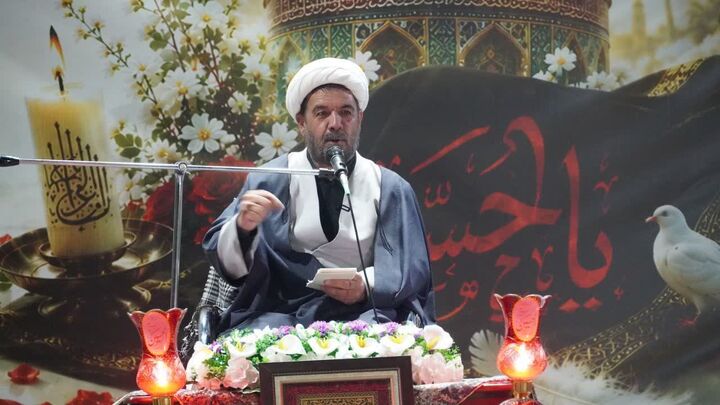 دشمن با جنگ ترکیبی به مقابله با ملت ایران آمده است