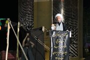 شاعران، پیام بیداری امت اسلامی را به جهان برسانند